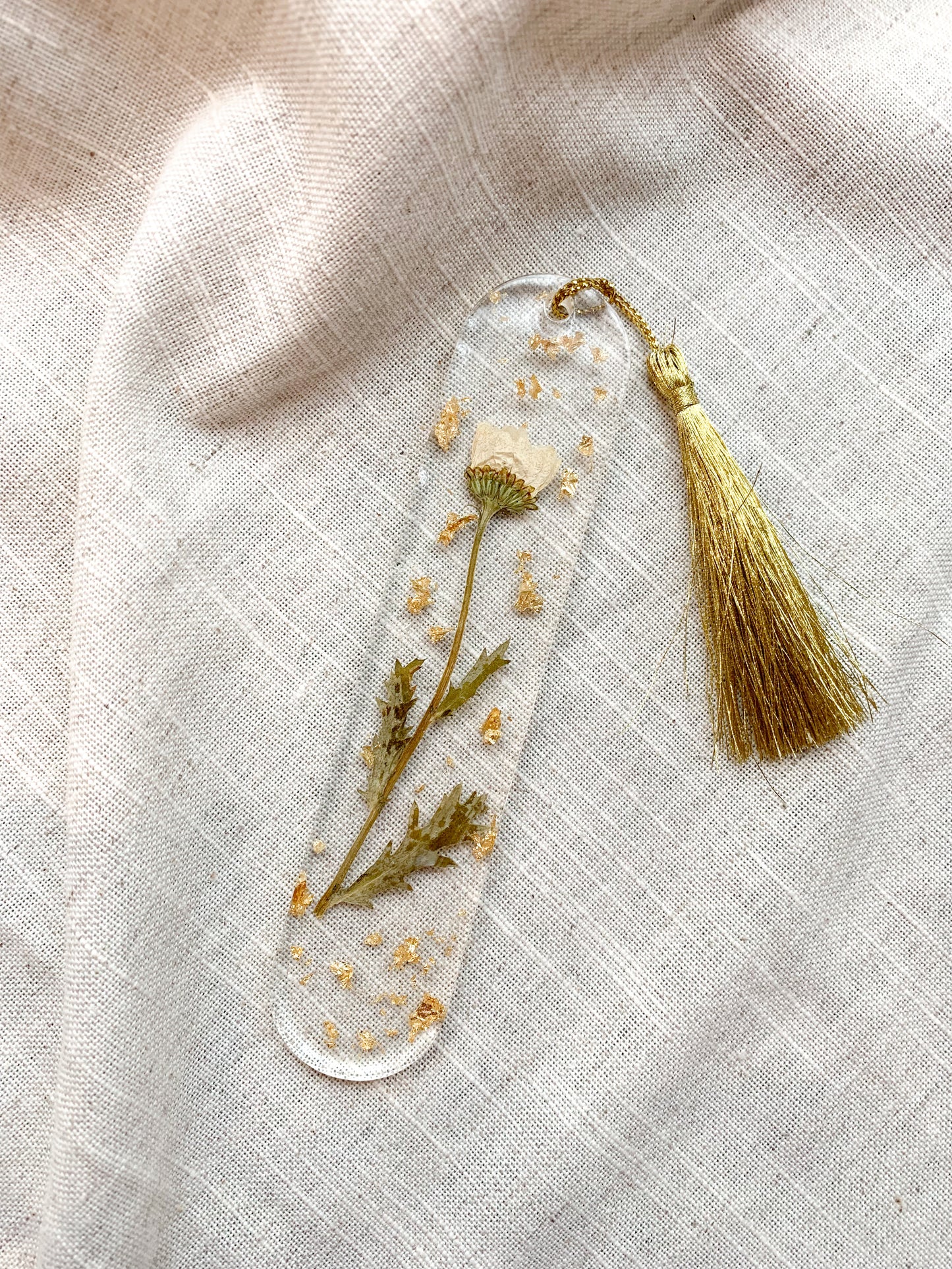 Golden Daisy Bookmark